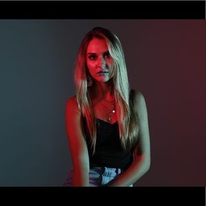 Meet your Posher, Corrina